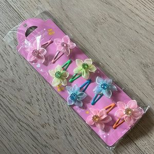 Flowered Hair Clips - set of 8